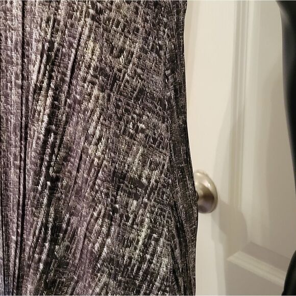 BRAND NEW WEAVERS RACERBACK RUFFLE TANK TOP - Picture 10 of 16